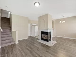 Photo #5: 2133274 Listing 