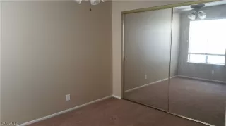 Photo #3: 2133278 Listing 