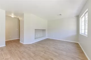 Photo #3: 2133295 Listing 