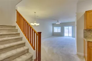 Photo #3: 2133303 Listing 