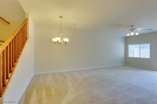 Photo #5: 2133303 Listing 