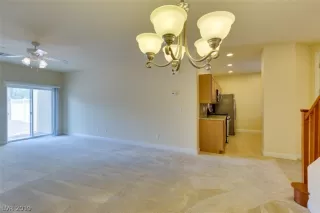 Photo #6: 2133303 Listing 