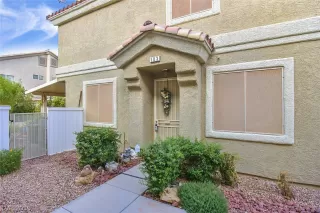 Photo #1: 2133322 Listing