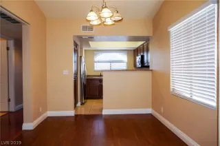 Photo #2: 2133387 Listing 