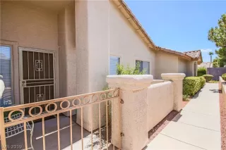 Photo #4: 2133451 Listing