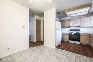 Photo #6: 2133507 Listing 