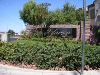 Photo #3: 2133585 Listing 