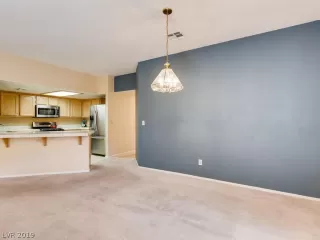 Photo #6: 2133619 Listing