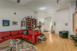 Photo #5: 2133669 Listing 