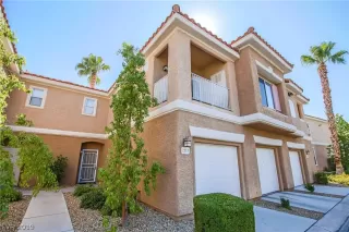 Photo #2: 2133673 Listing 