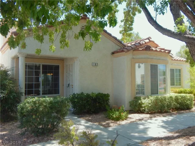 MLS: 2133693 Condo For Sale