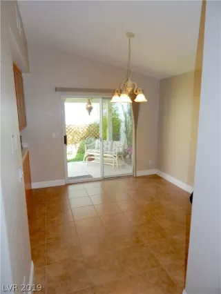 Photo #1: 2133693 Listing 