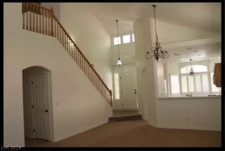 Photo #4: 2133697 Listing 