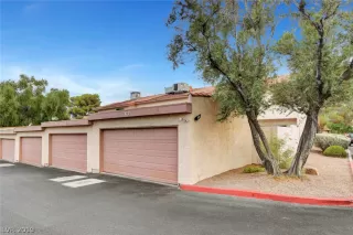 Photo #2: 2133700 Listing