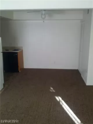 Photo #3: 2133769 Listing 