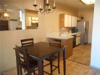 Photo #2: 2133828 Listing