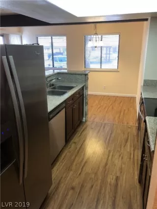 Photo #2: 2133841 Listing 