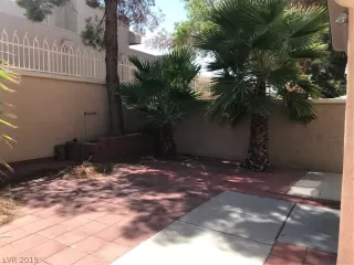 Photo #1: 2133878 Listing