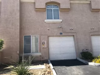 Photo #3: 2133878 Listing