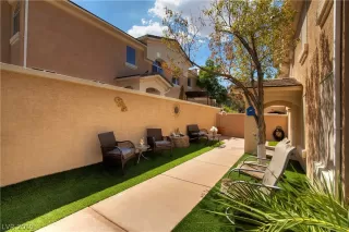 Photo #6: 2133935 Listing 