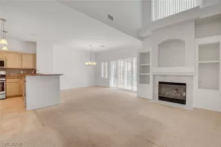 Photo #5: 2133936 Listing