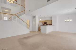 Photo #6: 2133936 Listing