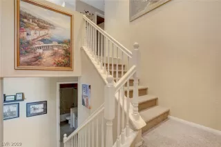 Photo #4: 2133942 Listing