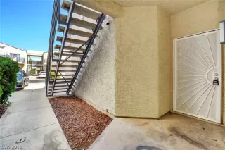 Photo #1: 2134006 Listing