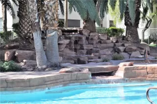 Photo #1: 2134057 Listing