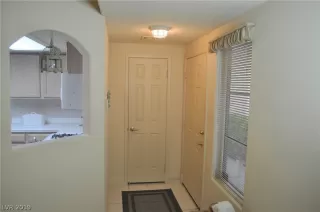 Photo #4: 2134057 Listing