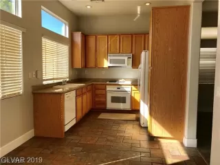 Photo #5: 2134064 Listing 