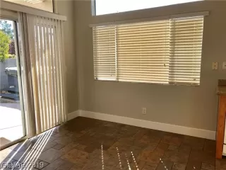 Photo #6: 2134064 Listing 