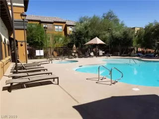 Photo #6: 2134074 Listing