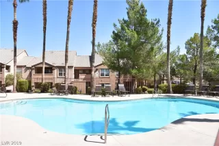 Photo #4: 2134076 Listing 