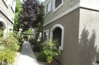 Photo #2: 2134091 Listing 