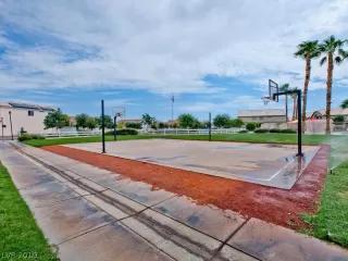 Photo #6: 2134200 Listing 