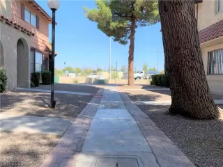 Photo #2: 2134212 Listing