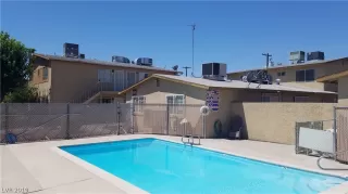 Photo #5: 2134239 Listing 