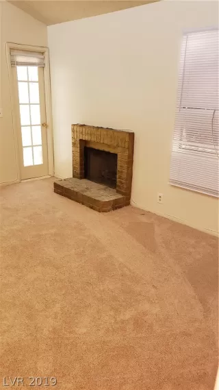 Photo #5: 2134246 Listing 