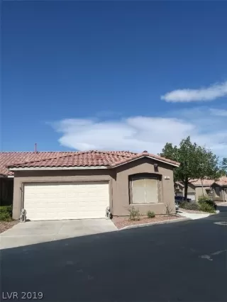 Photo #1: 2134260 Listing