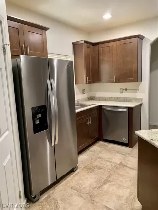 Photo #1: 2134283 Listing 