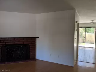 Photo #6: 2134346 Listing 