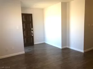 Photo #2: 2134348 Listing 