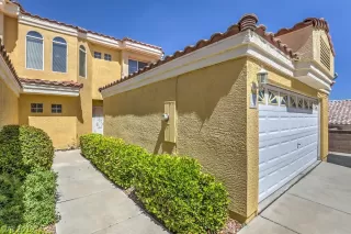 Photo #3: 2134354 Listing