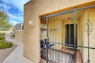 Photo #4: 2134437 Listing 