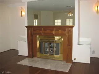 Photo #5: 2134533 Listing 