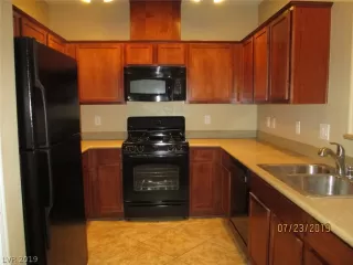 Photo #3: 2134537 Listing 