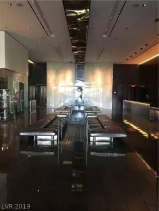 Photo #3: 2134607 Listing