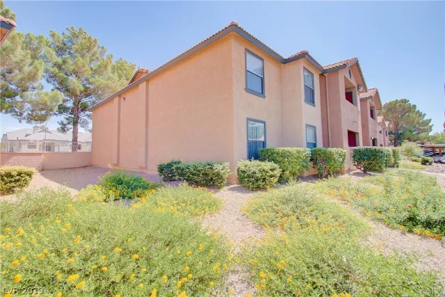 MLS: 2134661 Condo For Sale