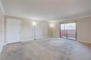 Photo #3: 2134661 Listing
